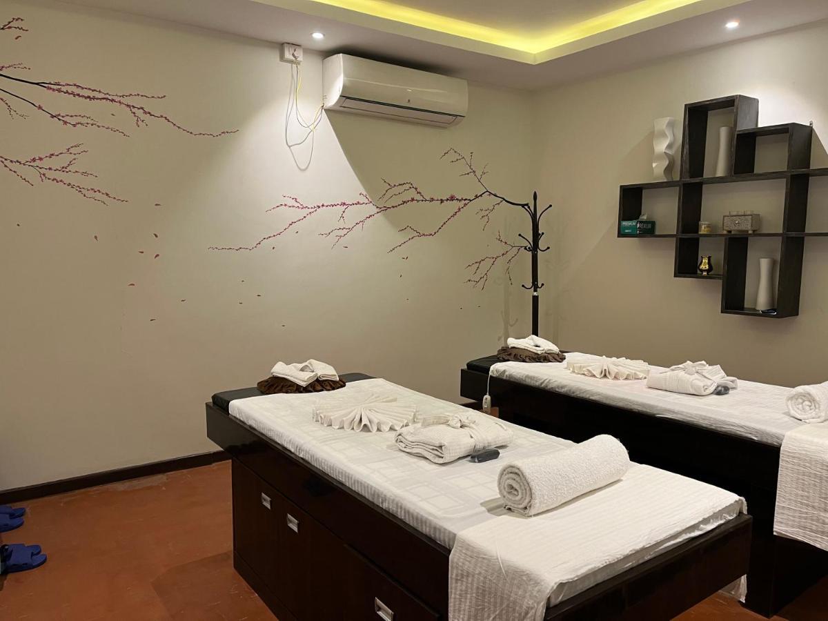 Hotel Ananda Katmandu Dış mekan fotoğraf